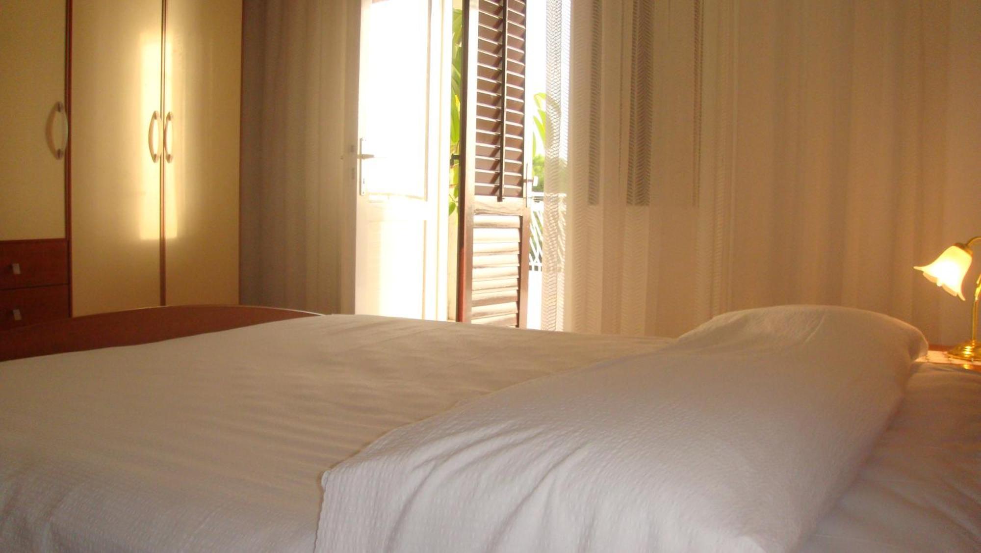 Apartments Topo ฮวาร์ ภายนอก รูปภาพ